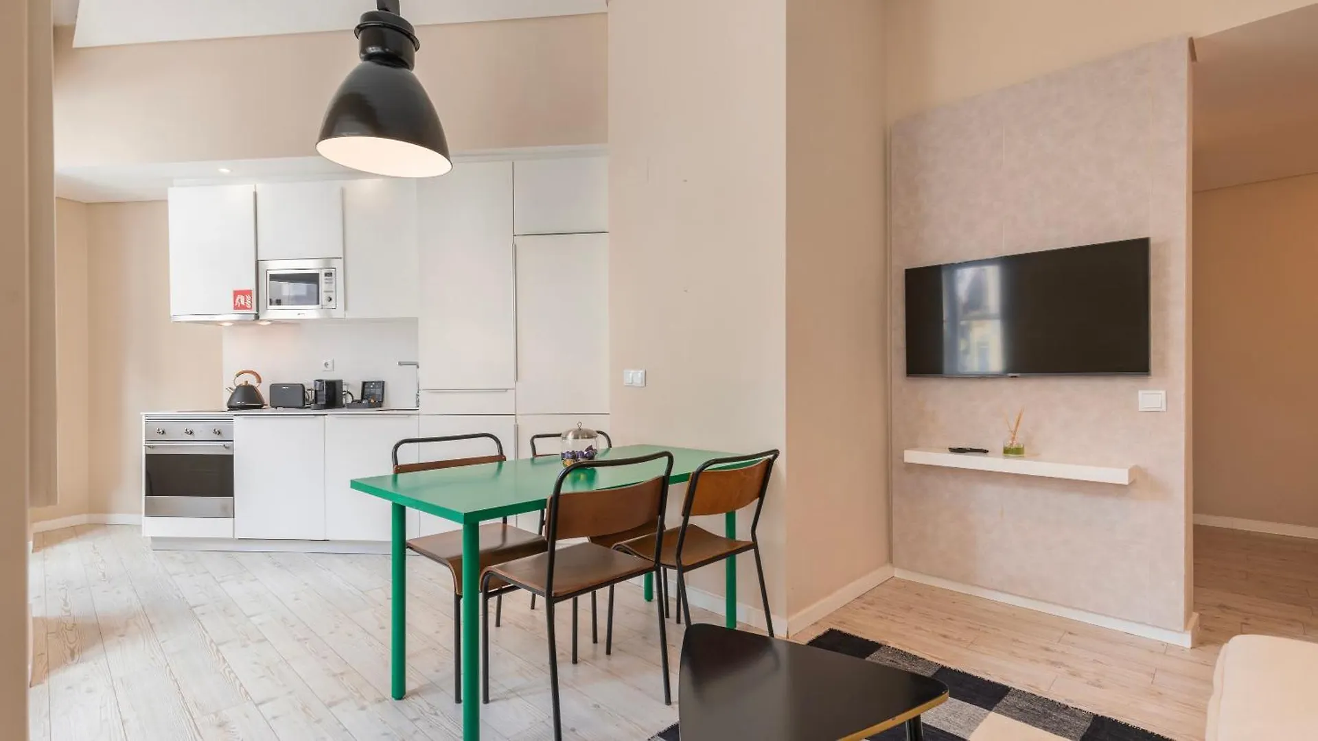 Carmo 43 Apartment Lisbon 0*,